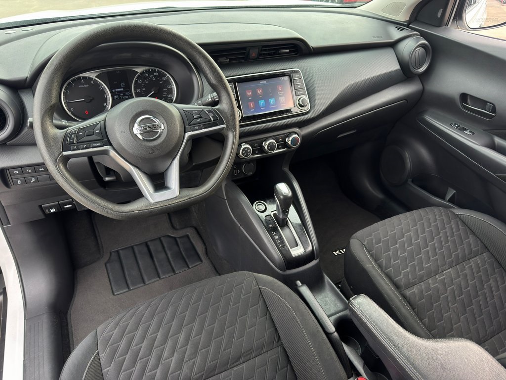 2021 Nissan Kicks S - 3