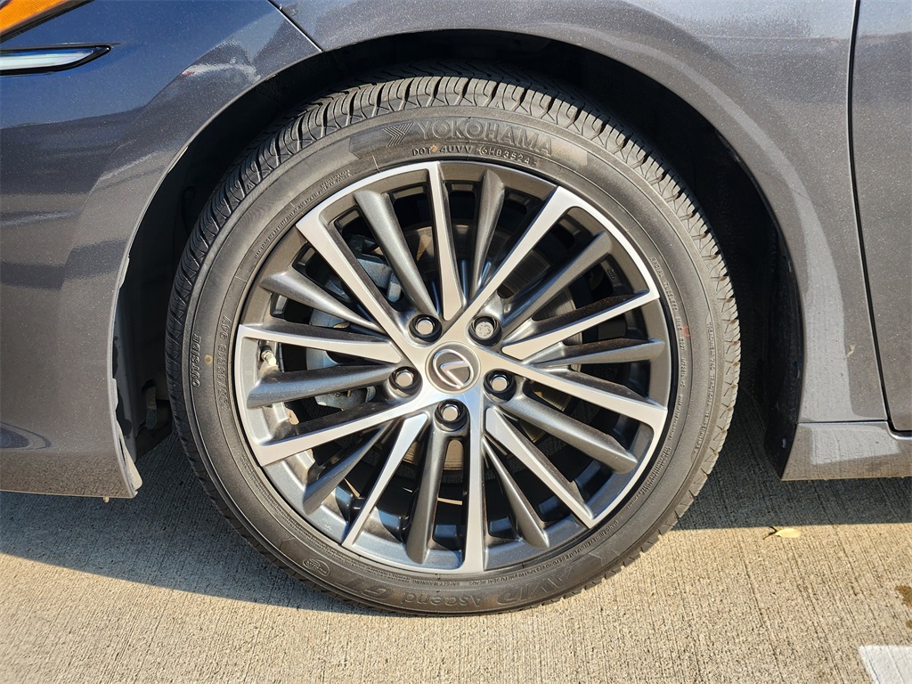 2022 Lexus ES 350 - 9