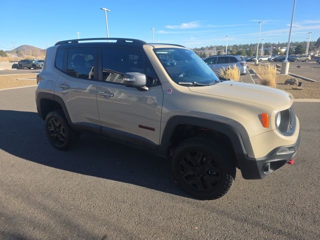 2016 Jeep Renegade Trailhawk