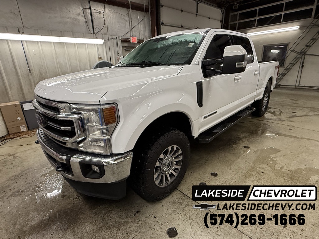 2022 Ford F-250 Super Duty Lariat Crew Cab 4WD
