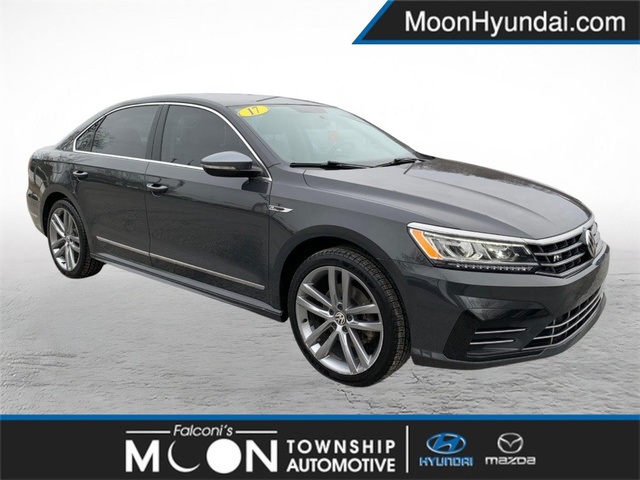 2017 Volkswagen Passat R-Line