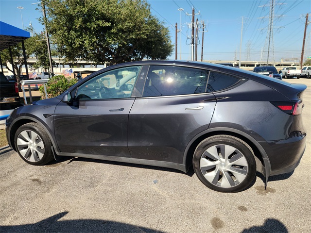 2024 Tesla Model Y Standard Range  at Ultimate Motorsports