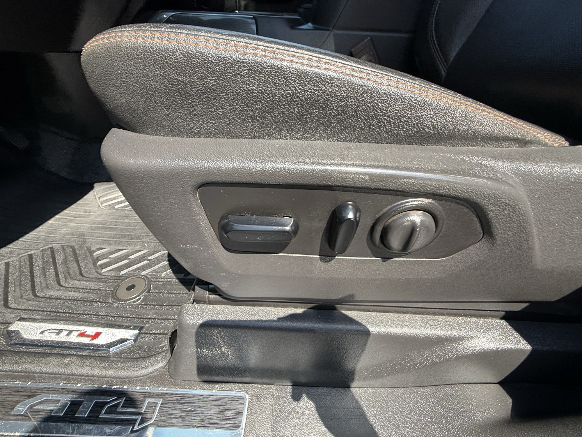2021 Gmc Sierra AT4 photo 16