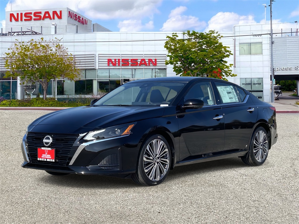 2025 Nissan Altima
