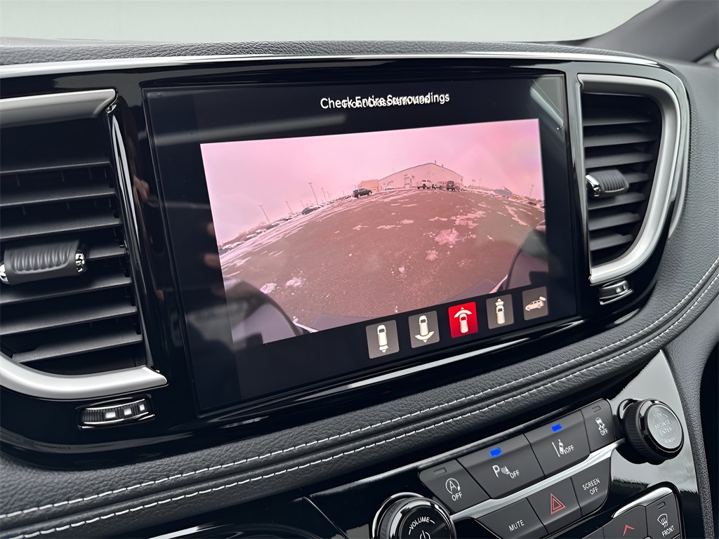 2026 Chrysler Pacifica