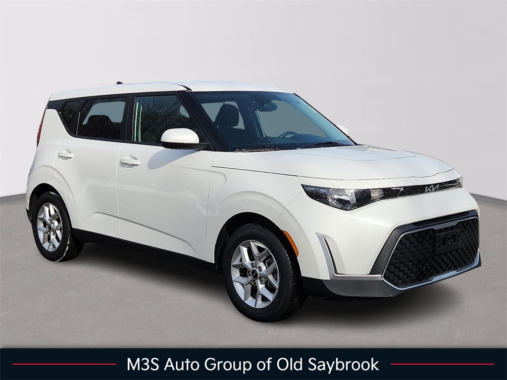 2023 Kia Soul LX FWD