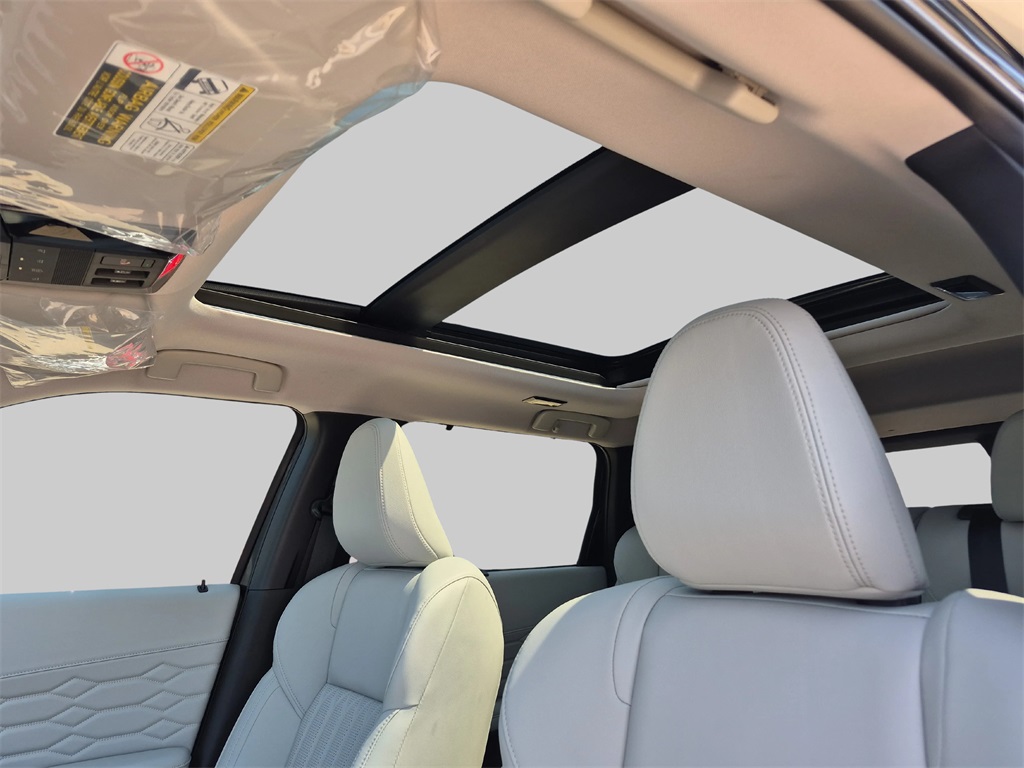 2025 Mitsubishi Outlander SEL - 10