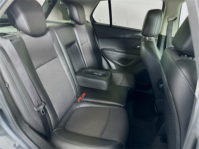2016 Chevrolet Trax LT photo 21