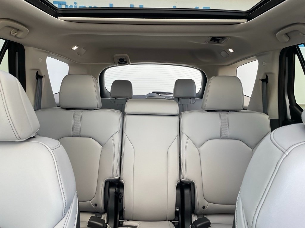 Thumbnail: 2025 Honda Pilot - 12