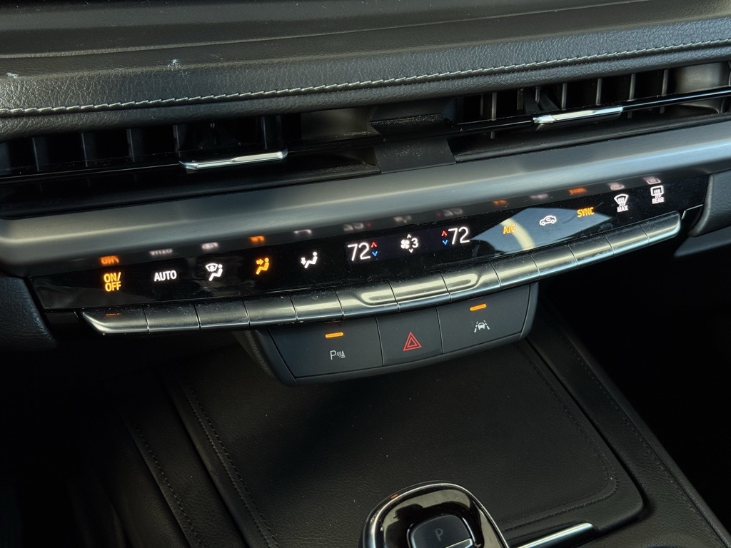 2024 Cadillac XT4 Premium Luxury photo 33