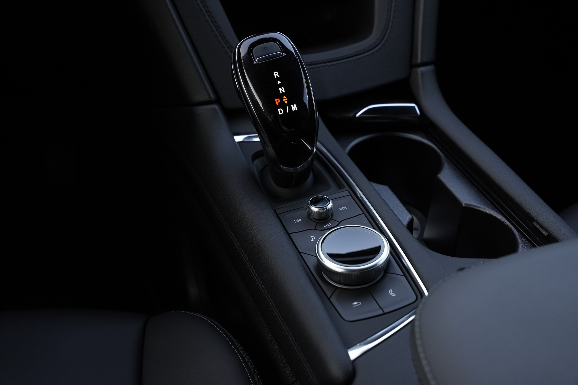 2025 Cadillac XT5 Premium Luxury Black at Bayway Cadillac Southwest