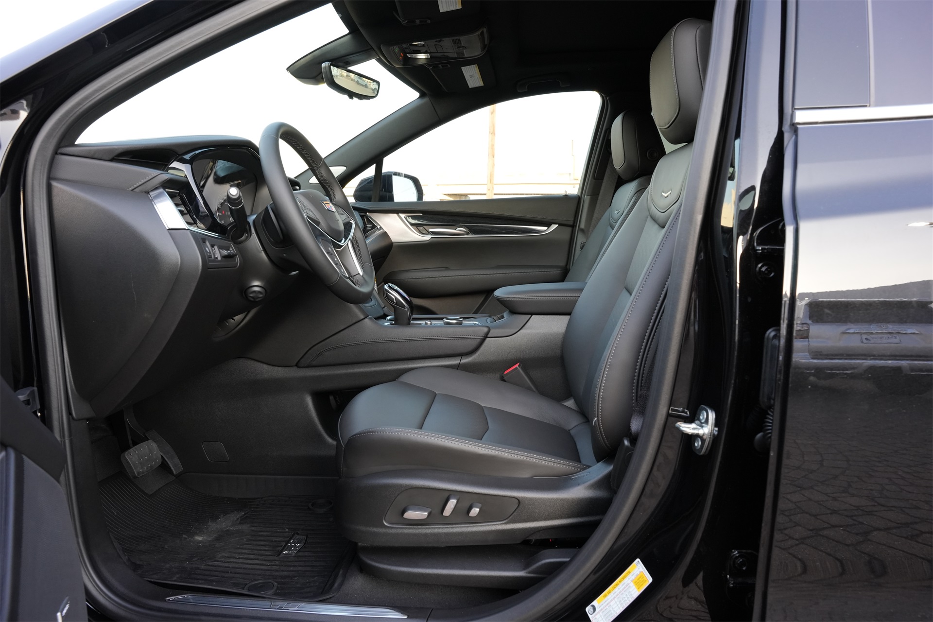 2025 Cadillac XT5 Premium Luxury Black at Bayway Cadillac Southwest