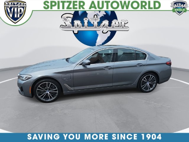 Skyscraper Gray Metallic 2023 BMW 5 Series Sedan All-Wheel Drive 8-Speed Automatic