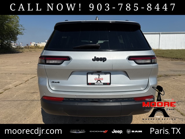 2024 Jeep Grand Cherokee Laredo Altitude photo 4