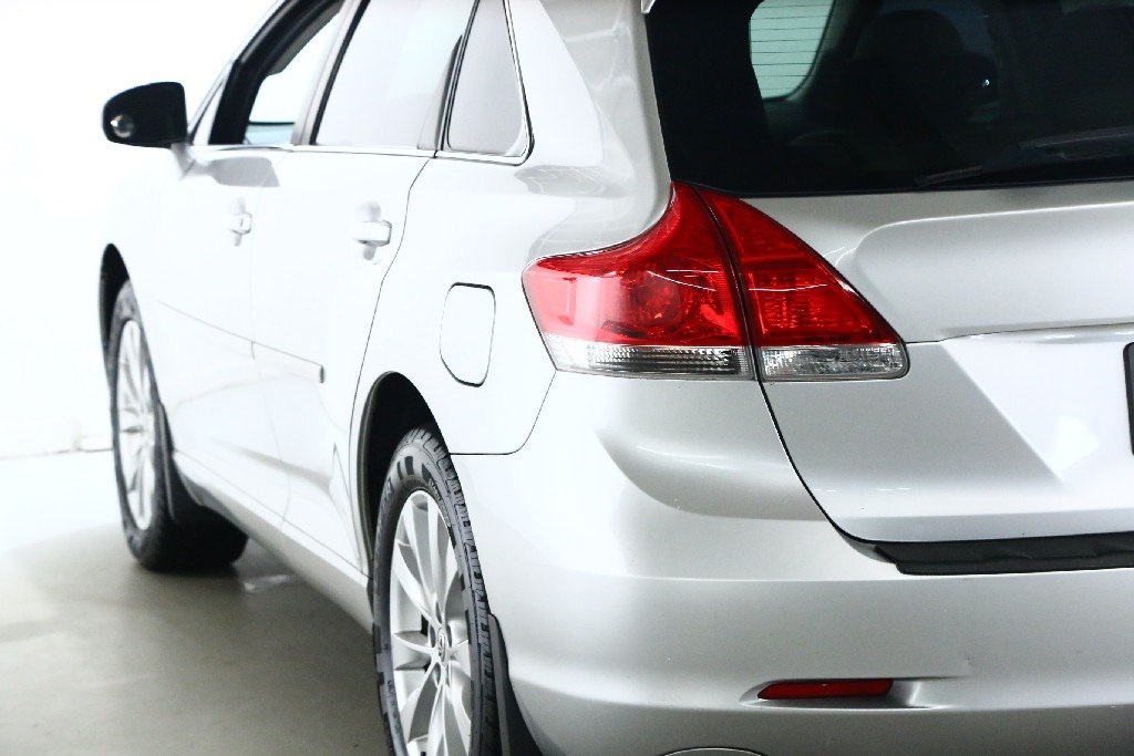 2011 Toyota Venza Base photo 16