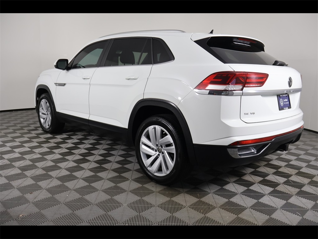2023 Volkswagen Atlas Cross Sport V6 SE Technology photo 3