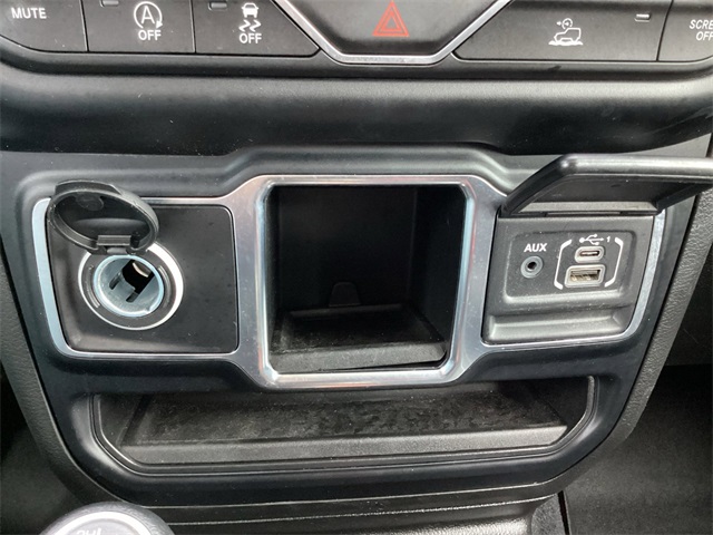 Used Car 2023 Jeep Gladiator  Sport For Sale Under $35,000 In San Antonio, Texas