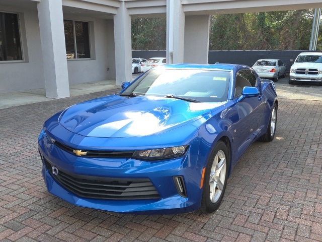2018 Chevrolet Camaro 1LT Coupe RWD