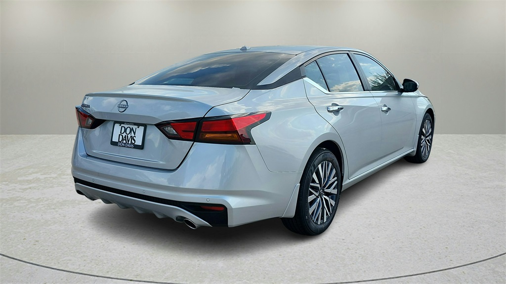 2025 Nissan Altima