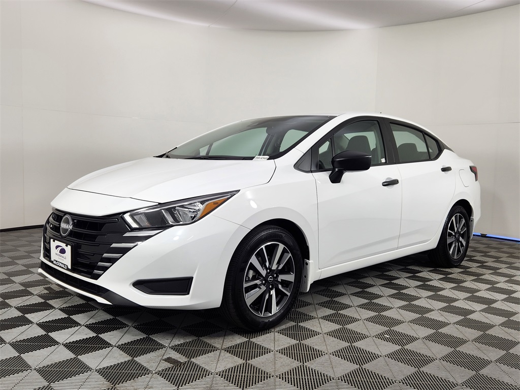 2024 Nissan Versa S FWD