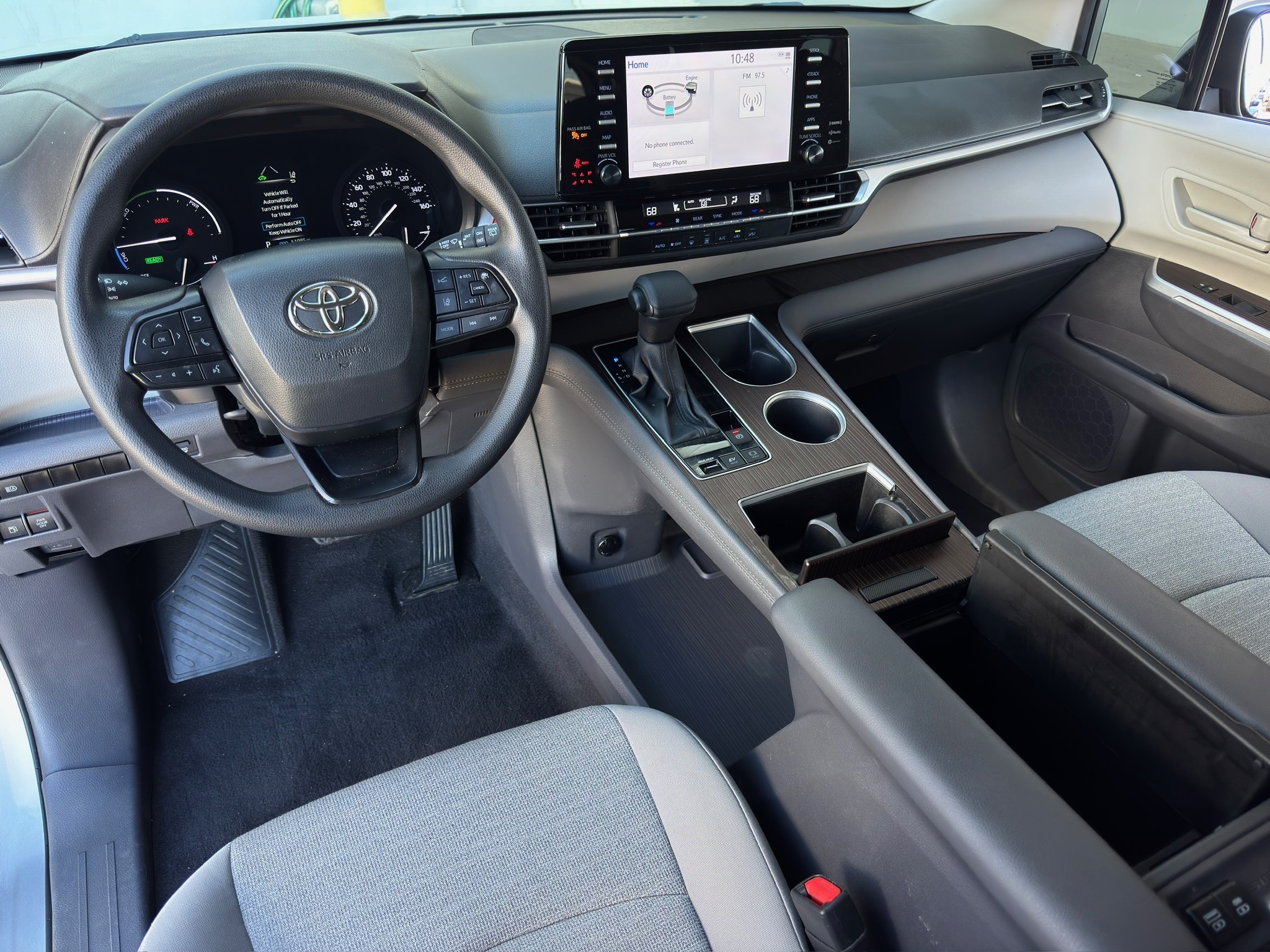 2024 Toyota Sienna LE  at Gullo Toyota