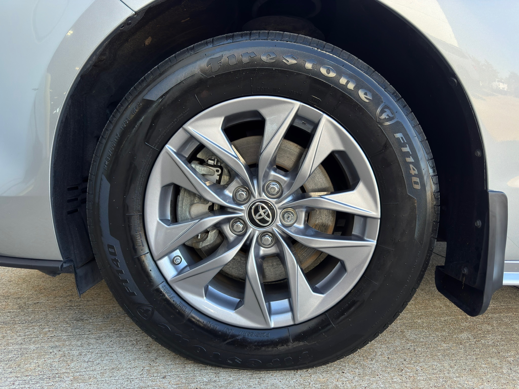 2024 Toyota Sienna LE  at Gullo Toyota