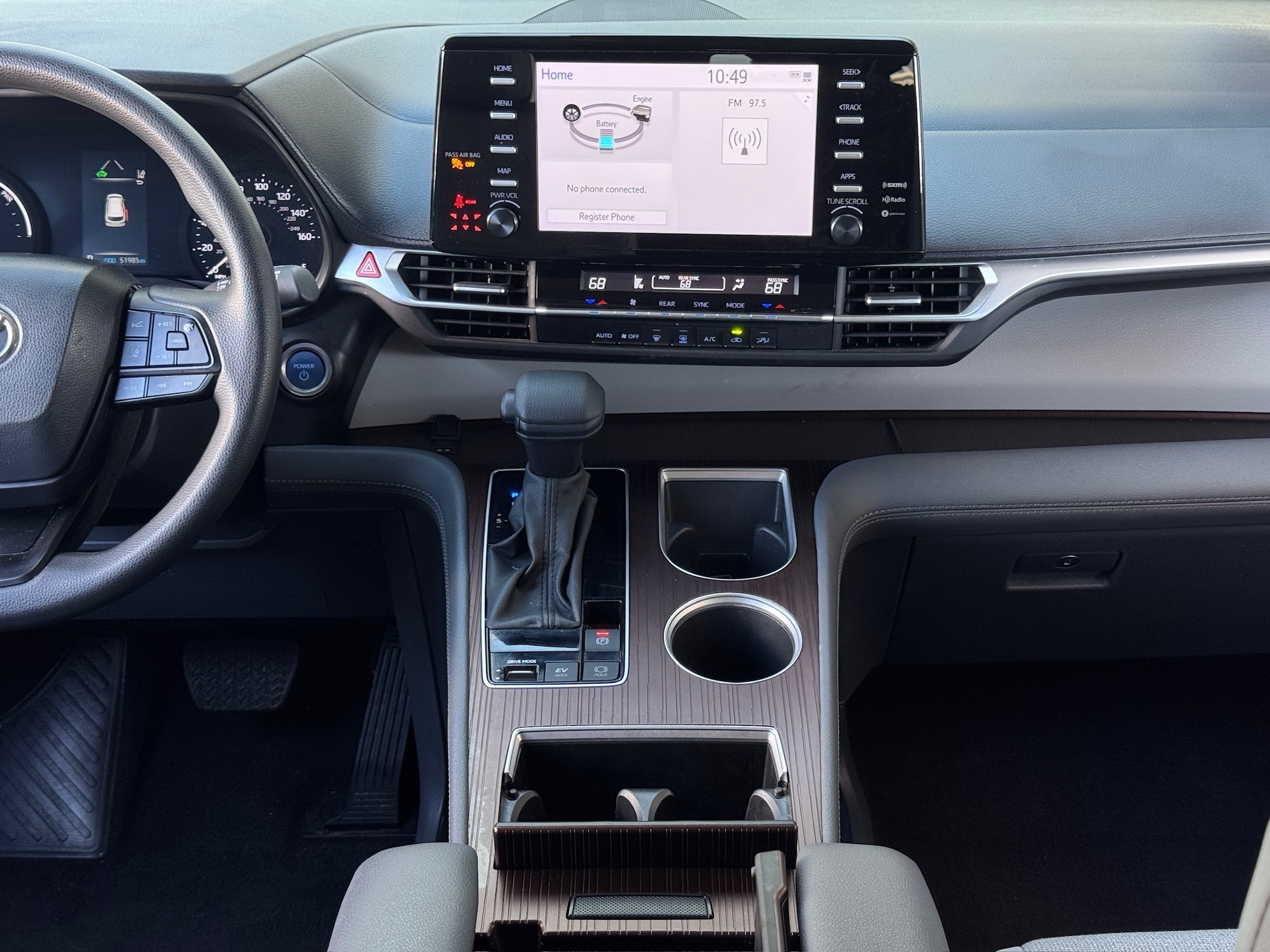 2024 Toyota Sienna LE  at Gullo Toyota