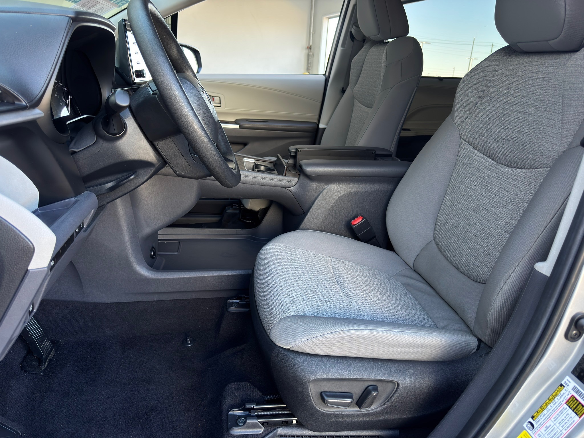 2024 Toyota Sienna LE  at Gullo Toyota