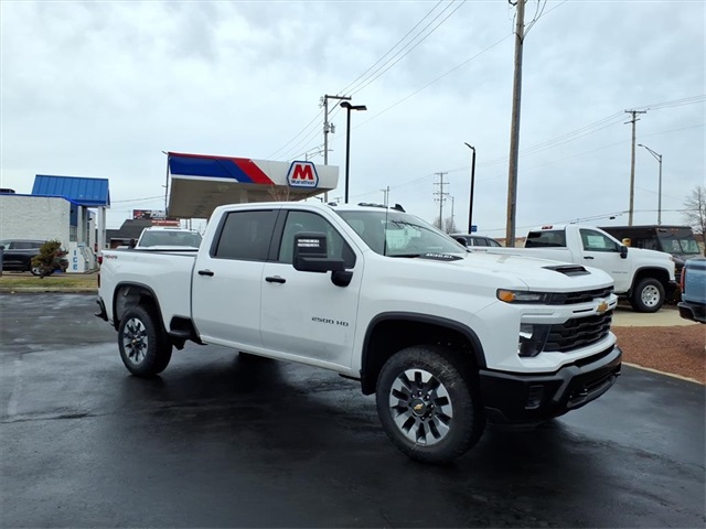2026 Chevrolet Silverado 2500HD Custom Crew Cab 4WD