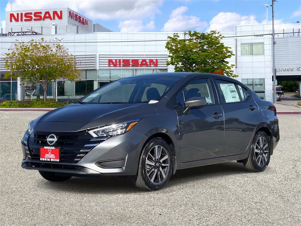 2025 Nissan Versa SV's photo
