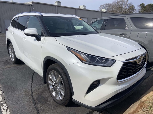 2022 Toyota Highlander Limited FWD