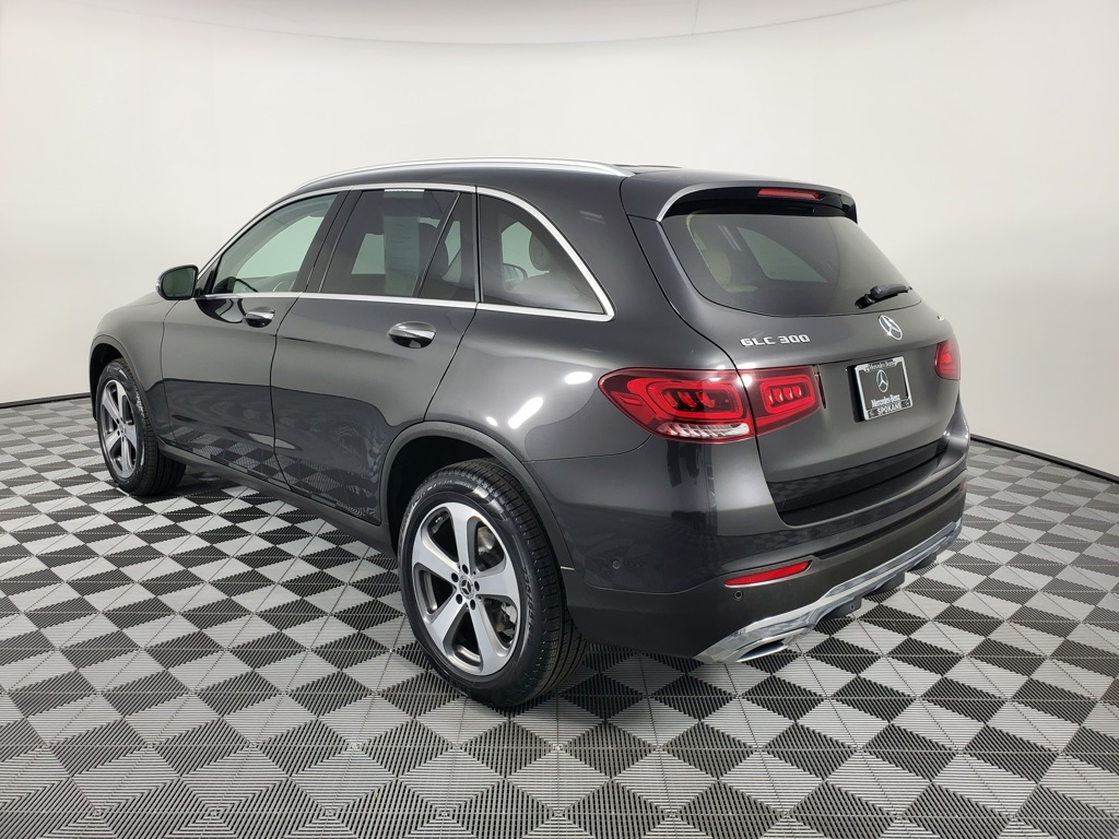 2021 Mercedes Benz GLC 300 photo 3