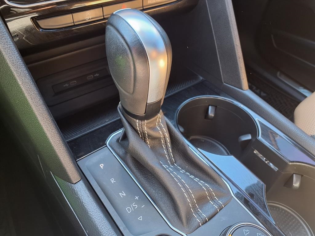 2023 Volkswagen Atlas Cross Sport 3.6L V6 SEL Premium R-Line White at DeMontrond Auto Country