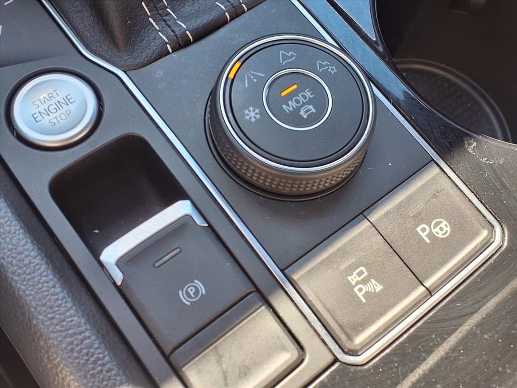 2023 Volkswagen Atlas Cross Sport 3.6L V6 SEL Premium R-Line White at DeMontrond Auto Country