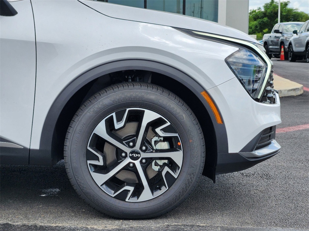 2025 Kia Sportage EX - 4