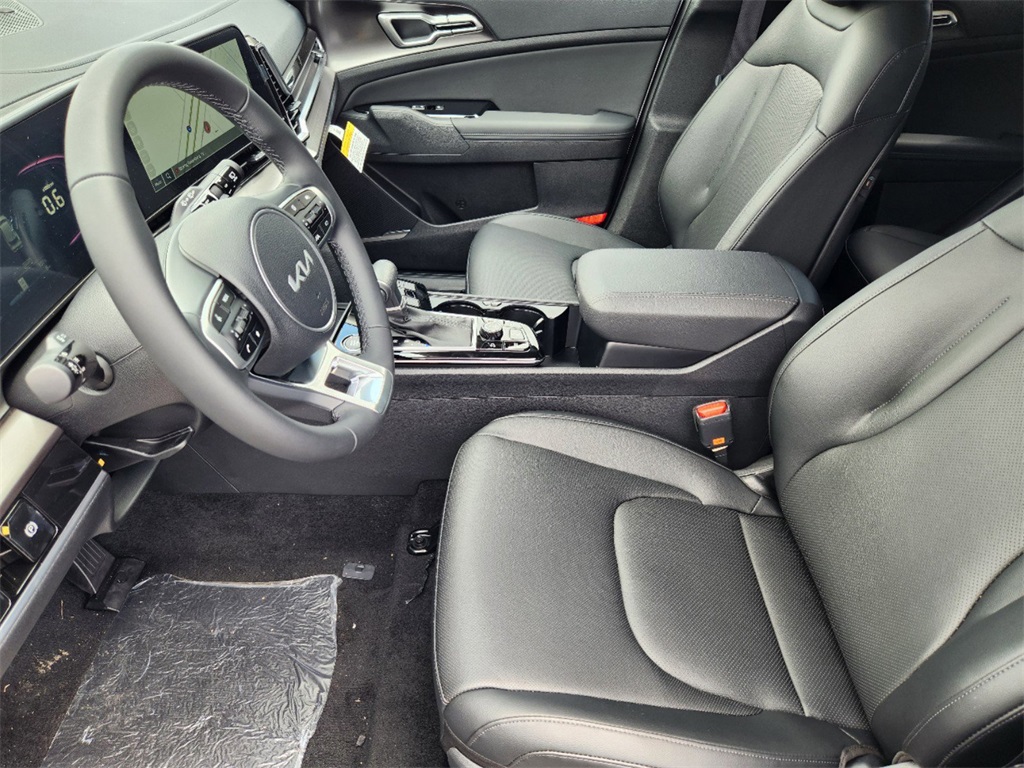 2025 Kia Sportage EX - 8