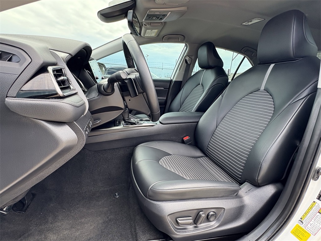 2023 Toyota Camry SE Nightshade - 10