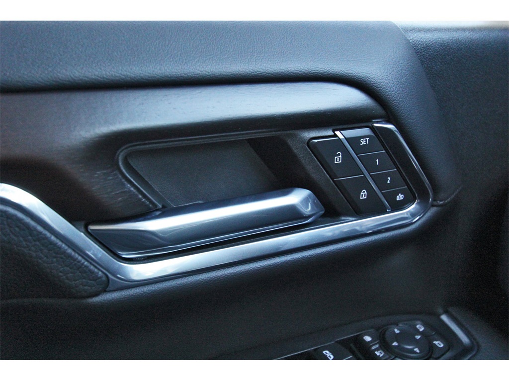 2024 GMC Sierra 2500HD Denali White at Central Houston Nissan