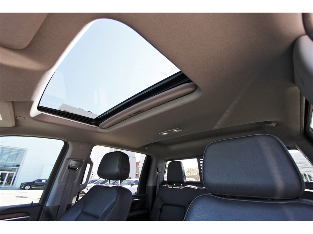 2024 GMC Sierra 2500HD Denali White at Central Houston Nissan