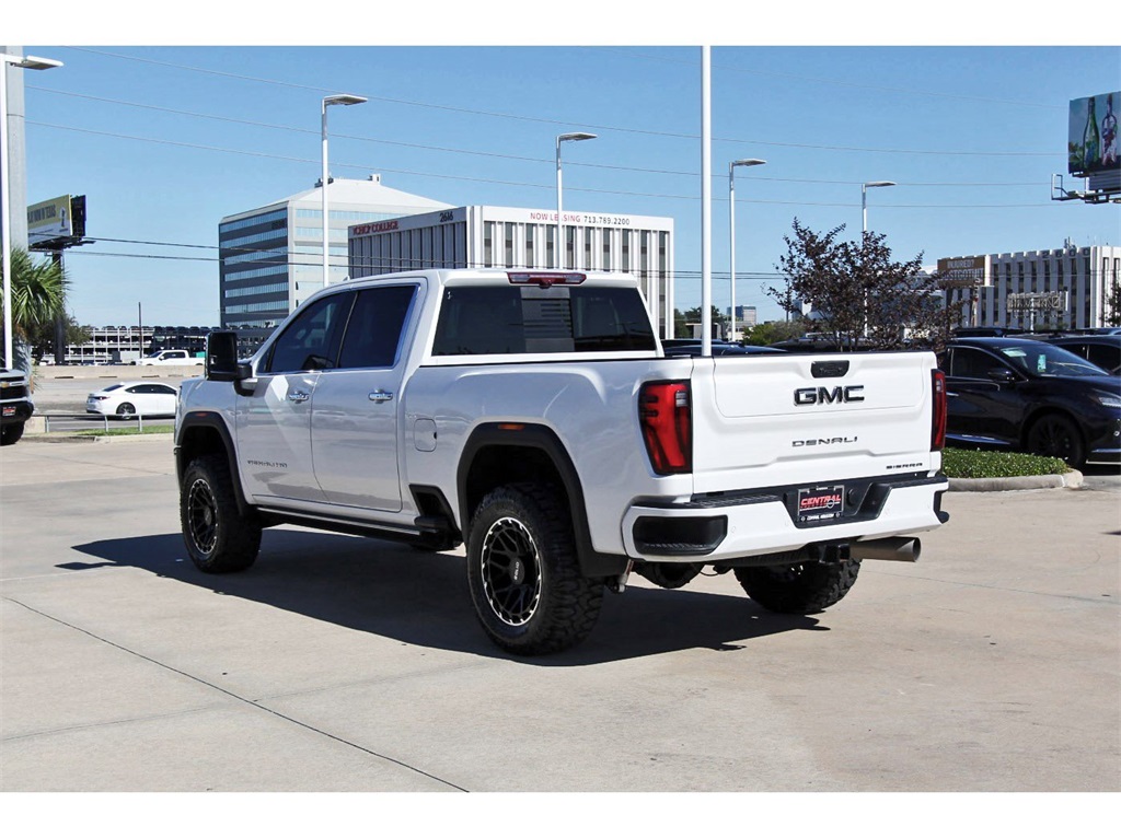 2024 GMC Sierra 2500HD Denali White at Central Houston Nissan