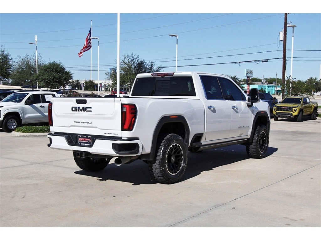 2024 GMC Sierra 2500HD Denali White at Central Houston Nissan