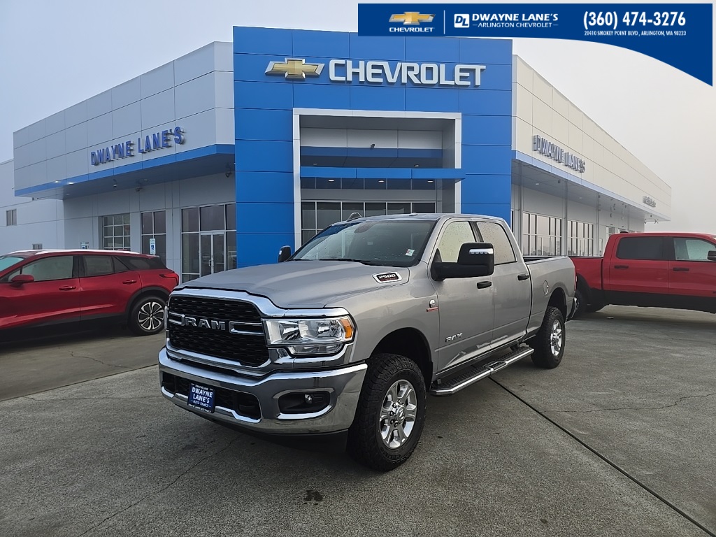2024 RAM 2500 Big Horn Crew Cab 4WD