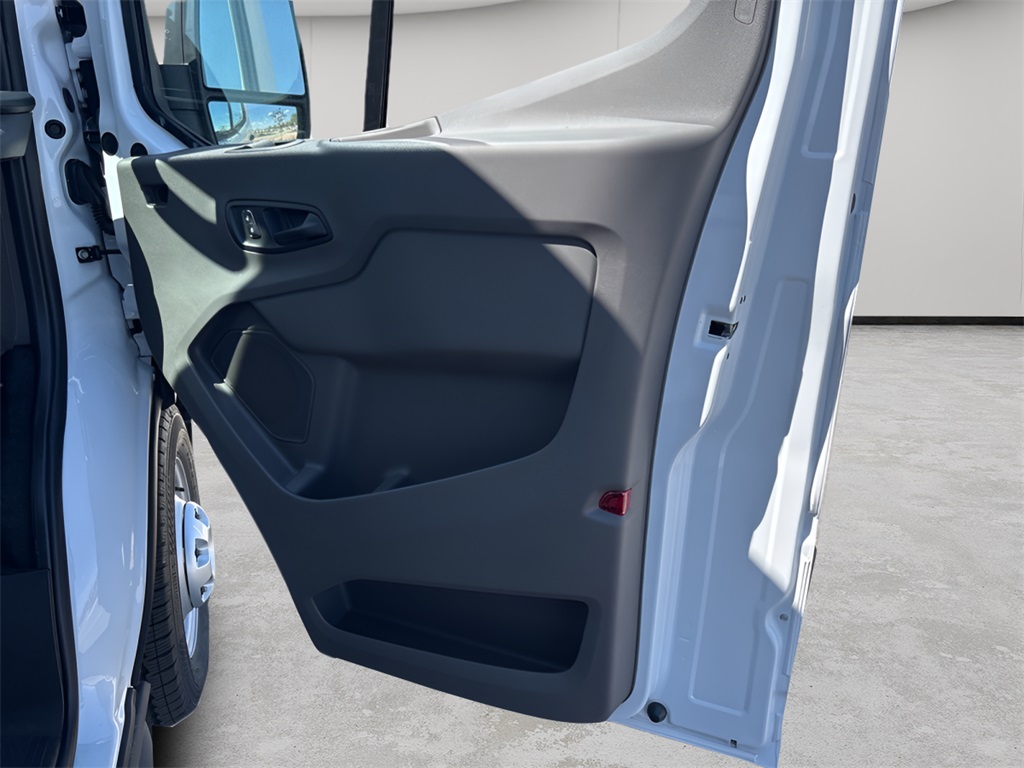 2025 Ford Transit-350