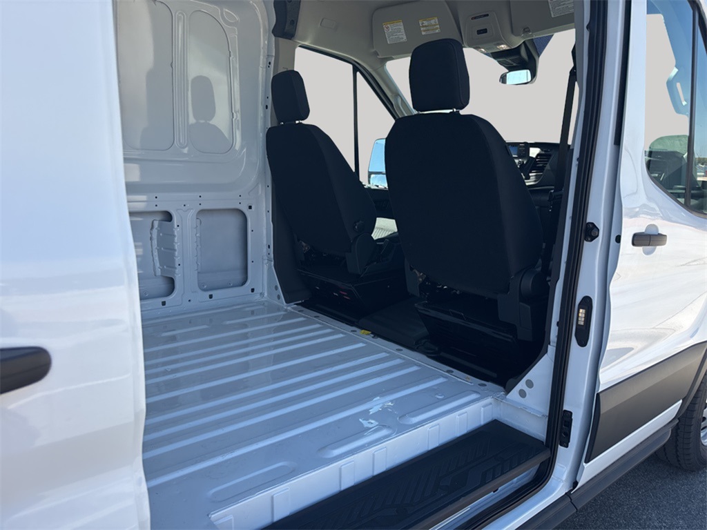 2025 Ford Transit-350