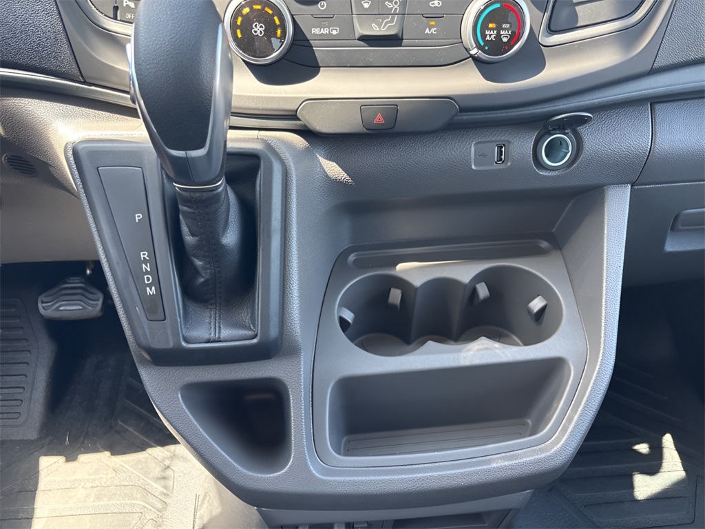 2025 Ford Transit-350