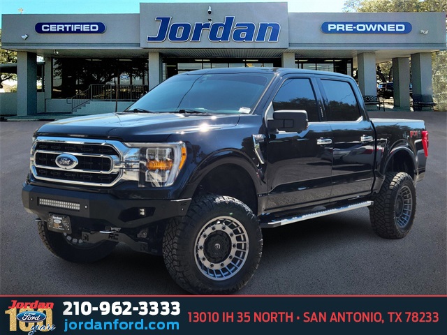 Used Car 2021 Ford F-150  Xlt For Sale Under $40,000 In San Antonio, Texas