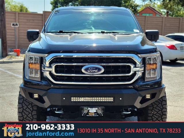 Used Car 2021 Ford F-150  Xlt For Sale Under $40,000 In San Antonio, Texas