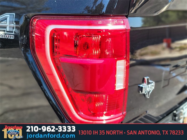 Used Car 2021 Ford F-150  Xlt For Sale Under $40,000 In San Antonio, Texas