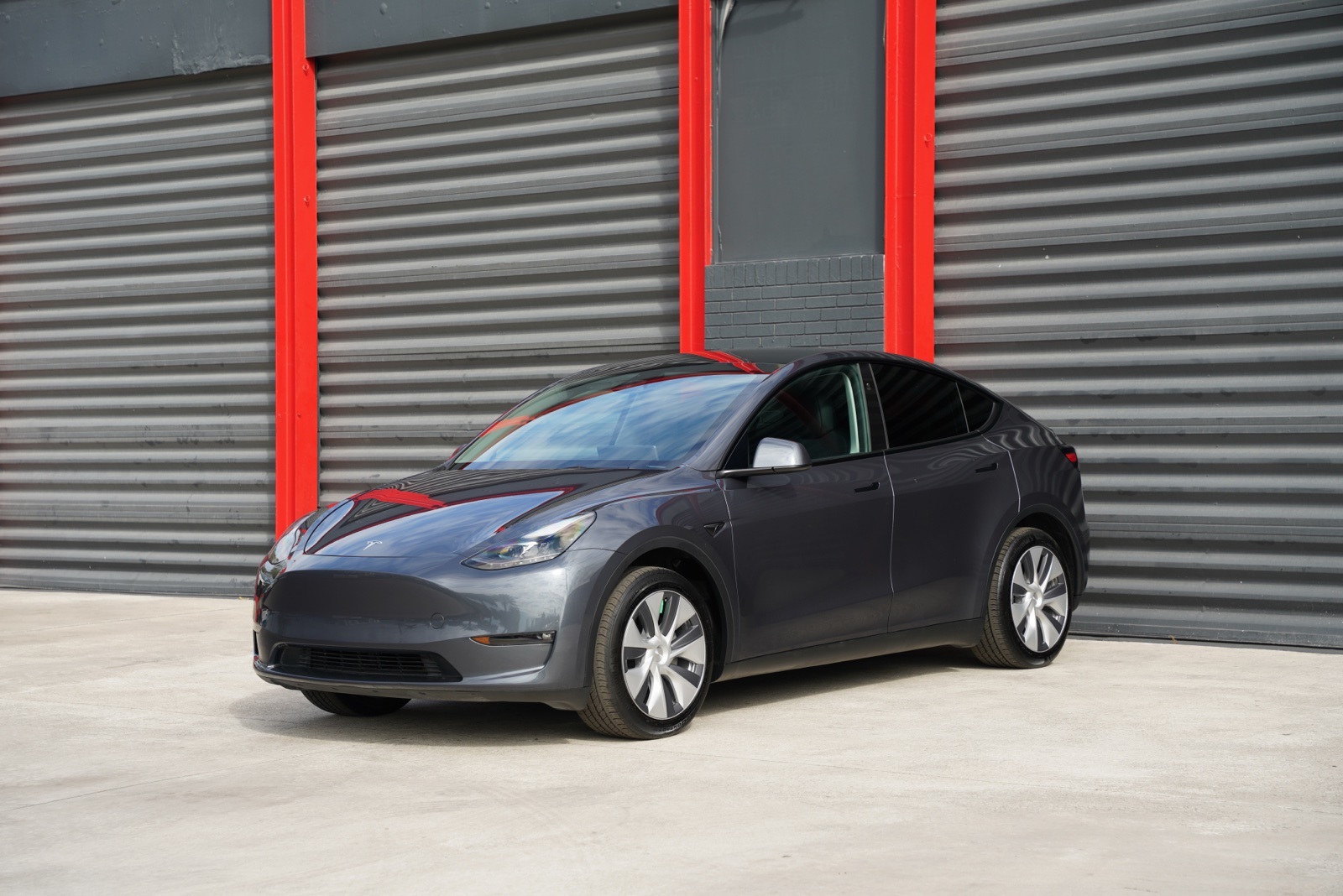 2023 Tesla Model Y RWD