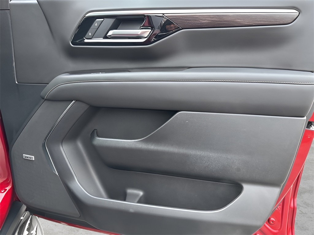 2025 Chevrolet Suburban